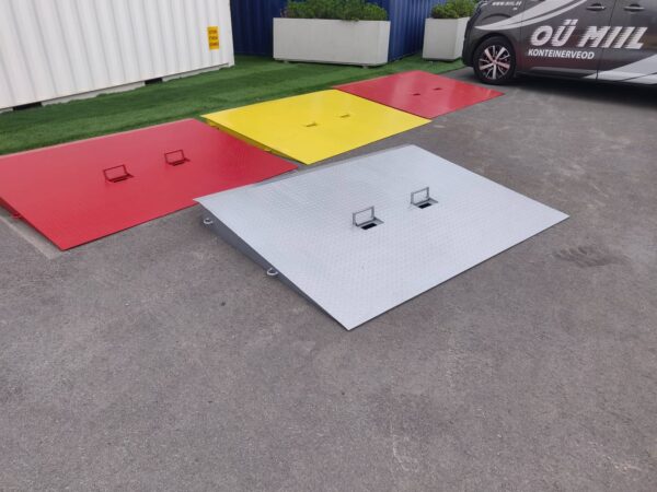 Laadimis ramp / tõstuki ramp